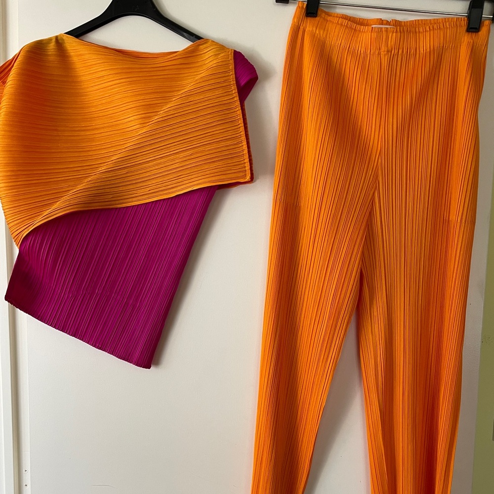 Issey Miyake Orange and Pink 2 pc. Set JP 3